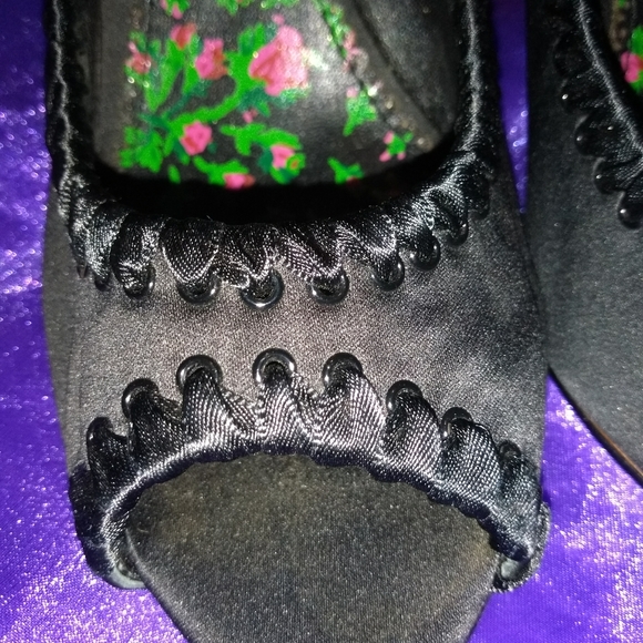✨ HOST PICK ✨ Pink Bottoms Betsey Johnson Black Satin Peep Toe Stiletto Heels - Picture 3 of 9
